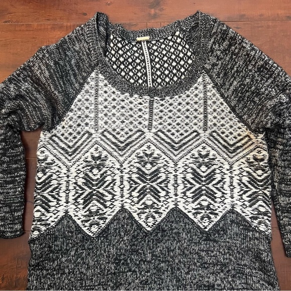 FREE PEOPLE Wool Blend Knit Sweater High Low Gray Boho Bohemian - Picture 4 of 11